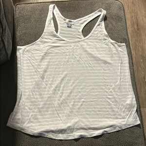 💫5 For $25🍒White Striped Women's Tank Top